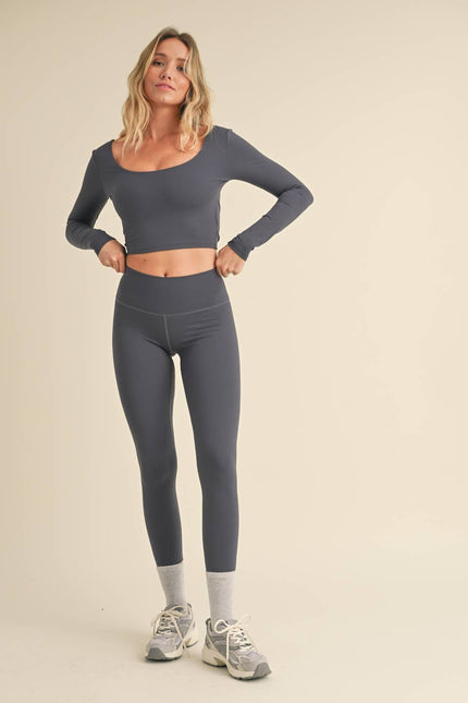 Twist Back Long Sleeve Top