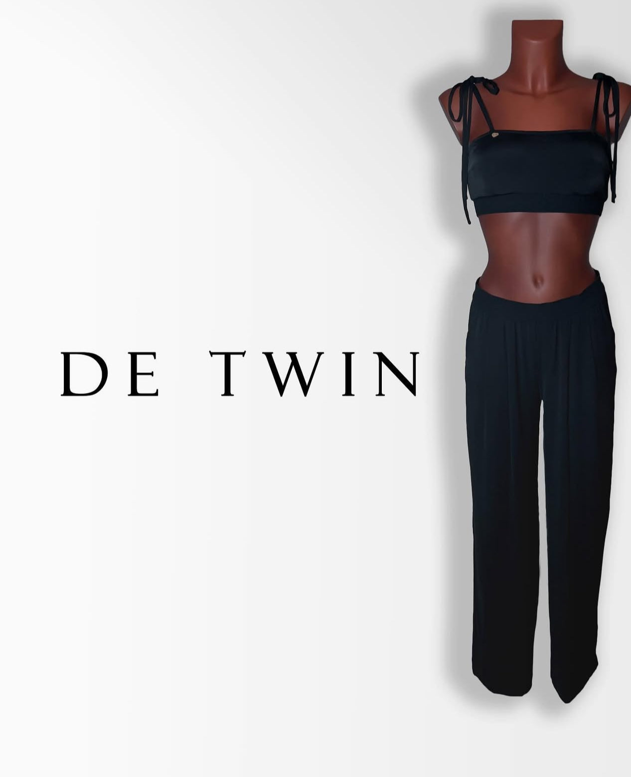 Detwin Black Crepe Pant