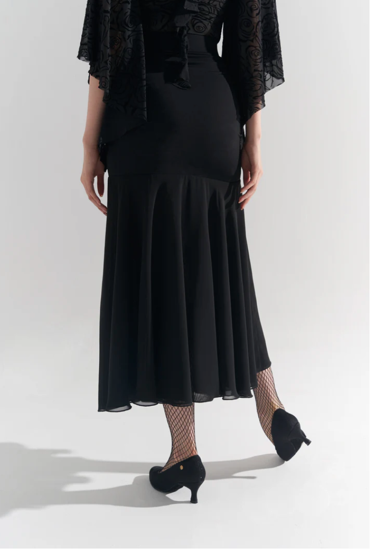 Pleated Modern Skirt with Side Slit