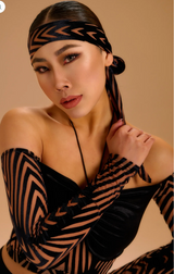 Skinned black velvet jacquard hairband